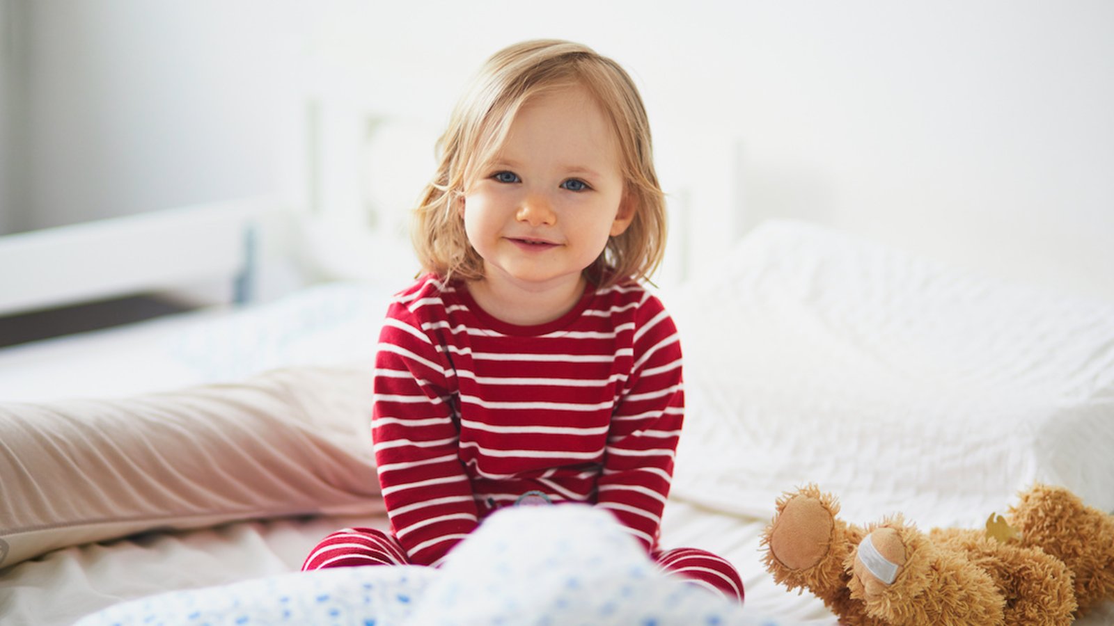 À quelle fréquence faut-il laver le pyjama d’un enfant?