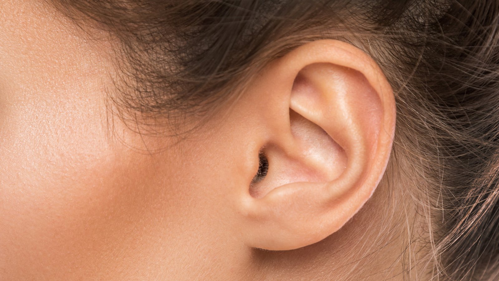 Comment bien se nettoyer les oreilles en toute sécurité