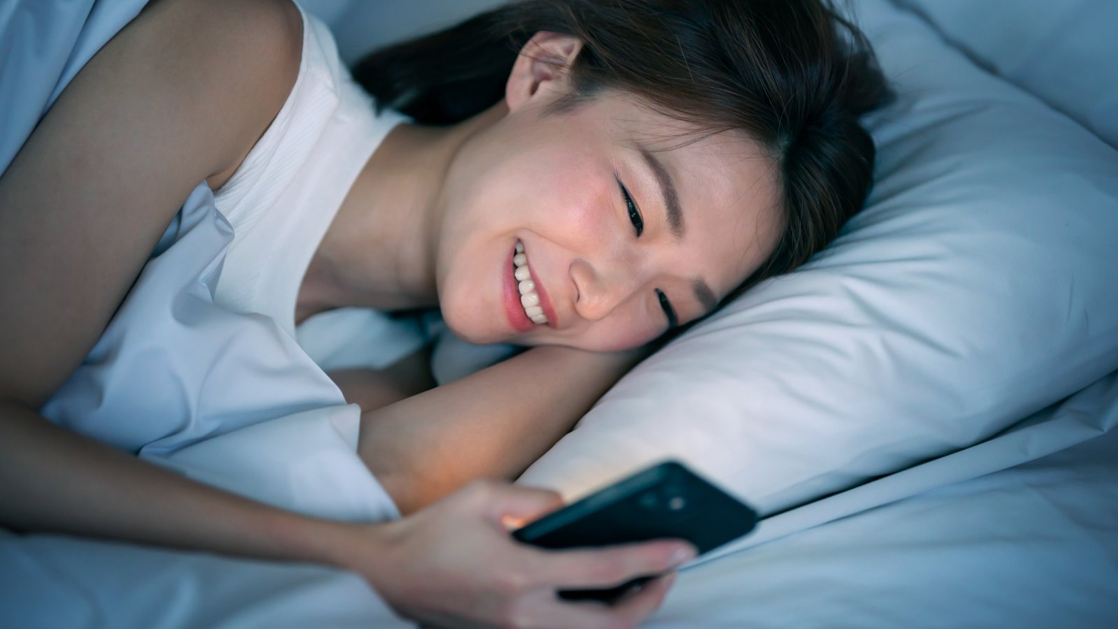 Apple lance un important avertissement aux gens qui dorment avec leur iPhone