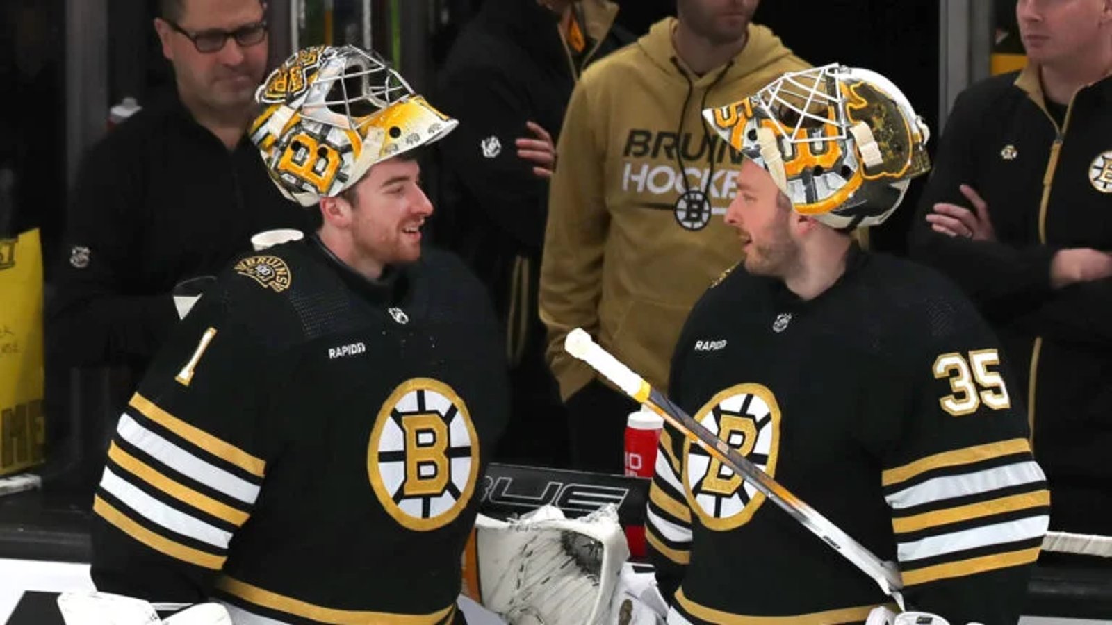 Bruins coach Jim Montgomery defends his decision in net! 