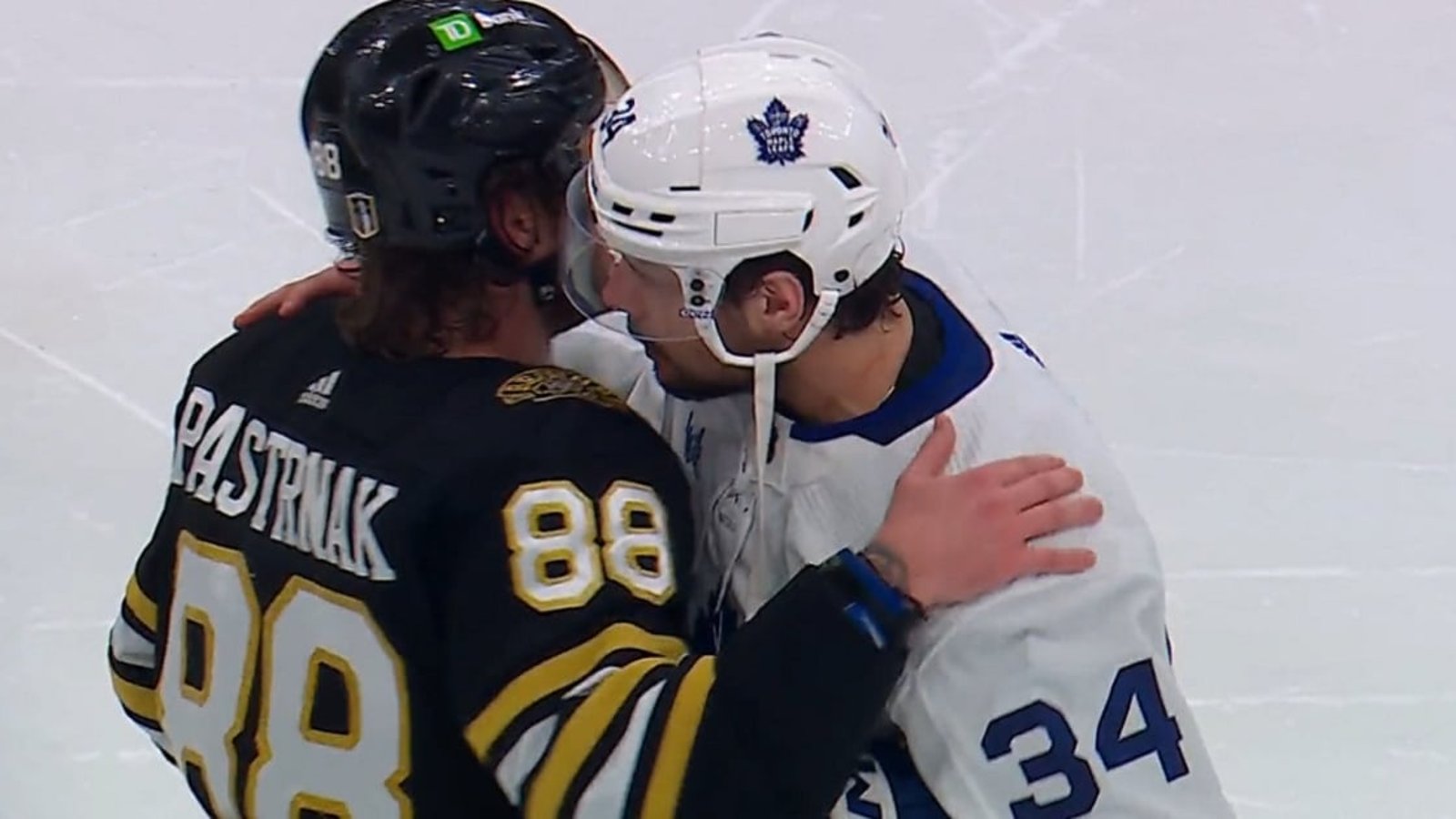 David Pastrnak throws unexpected compliment toward Leafs 