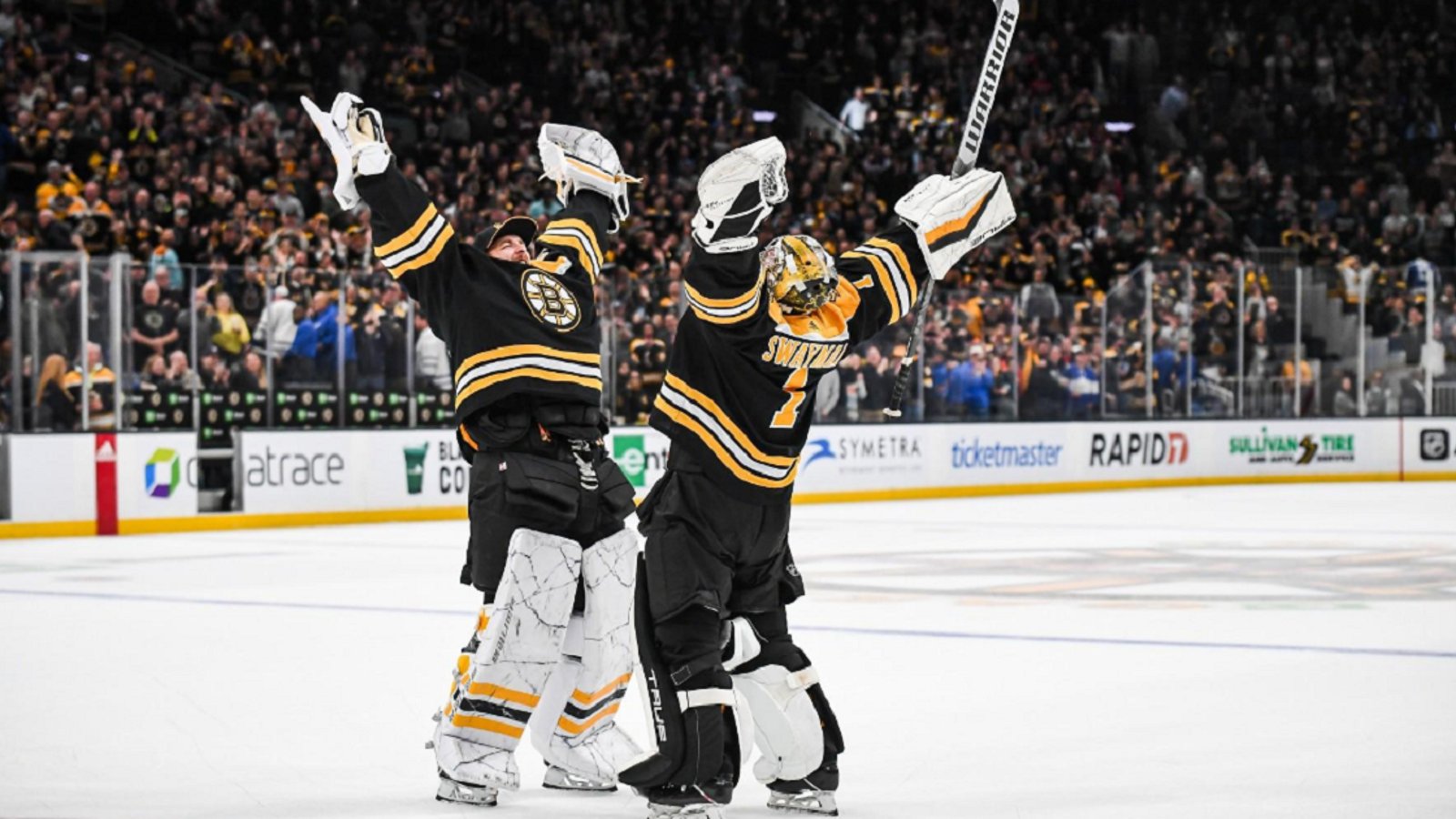 3 NHL teams in danger of an offer sheet.