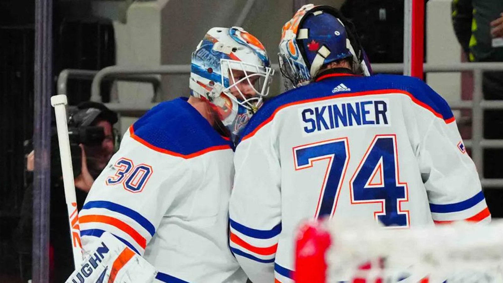 Report: Oilers make a huge lineup change for Game 4