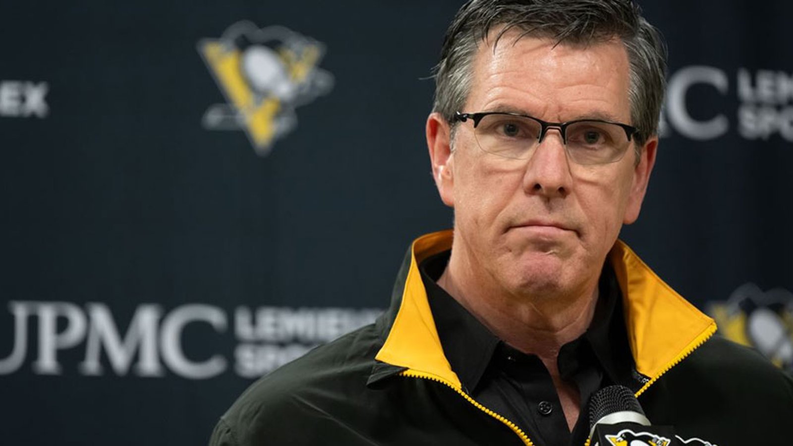 Report: 5 teams are after former Penguins coach Mike Sullivan