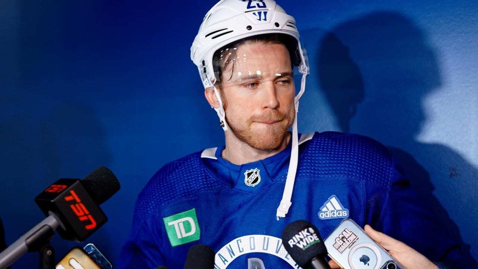 Offer on the table for Elias Lindholm!