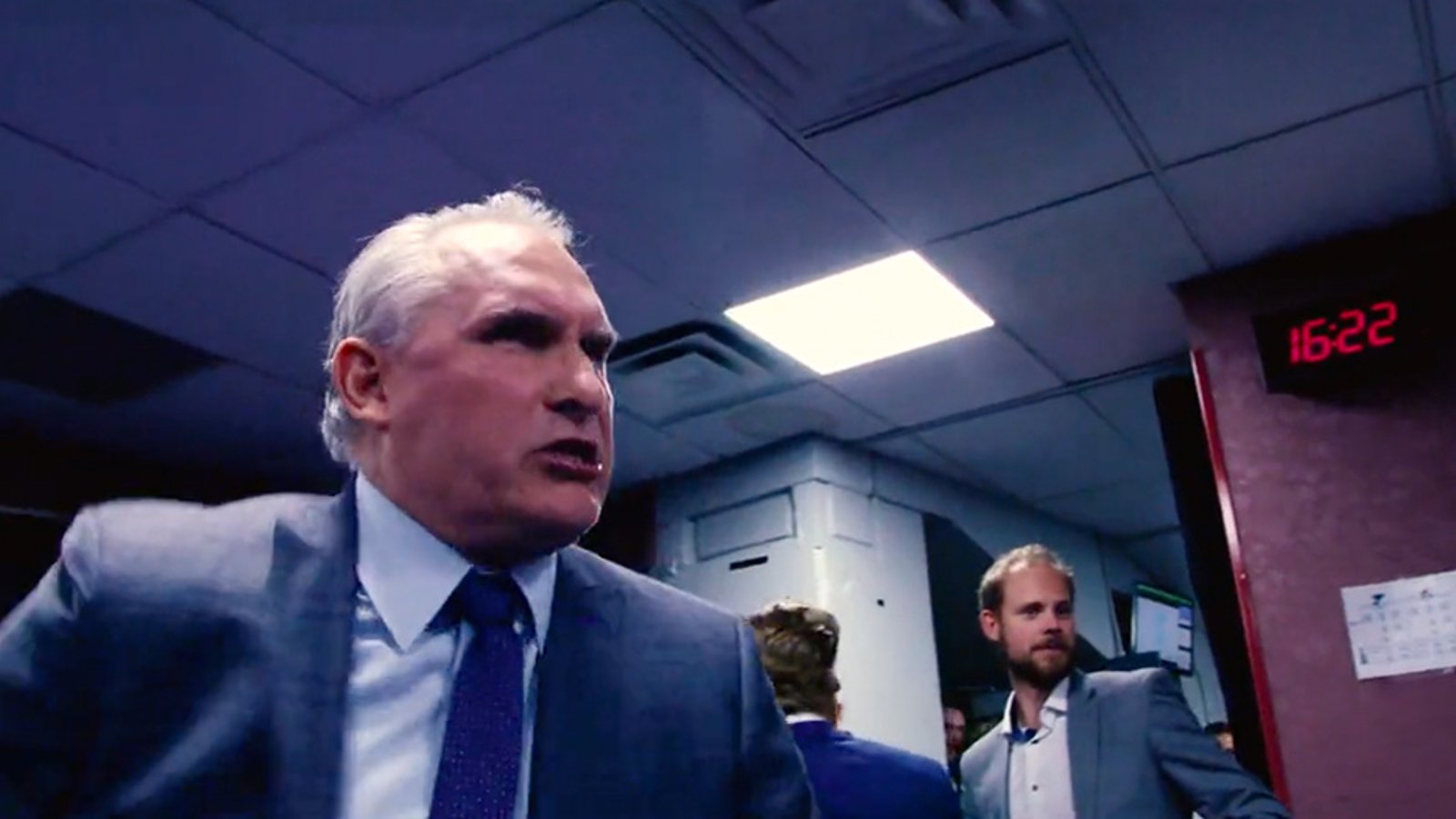 VIDEO: St. Louis Blues coach Craig Berube fired up in dressing room!