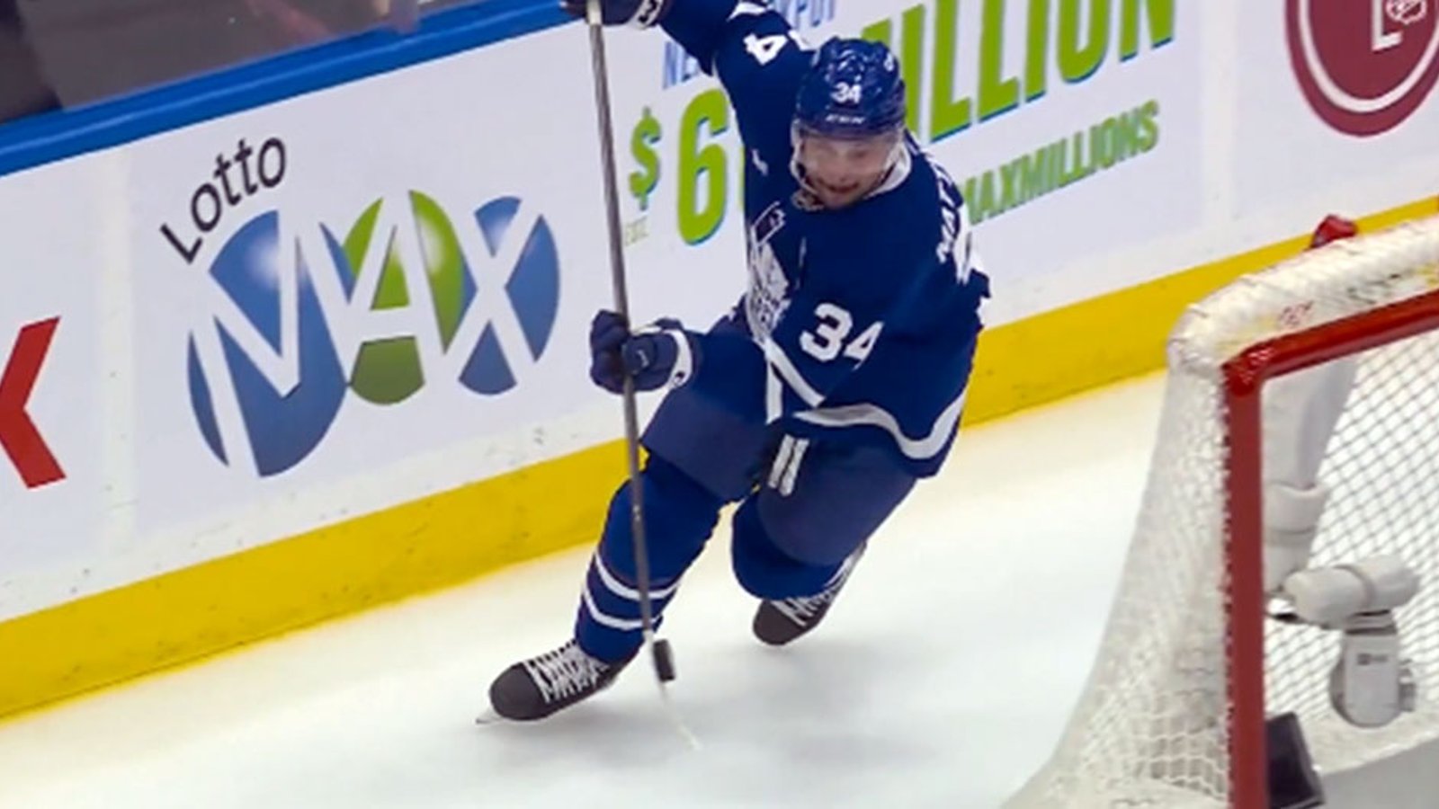 Auston Matthews goes for “The Michigan” lacrosse goal but gets shut down with a beautiful save!