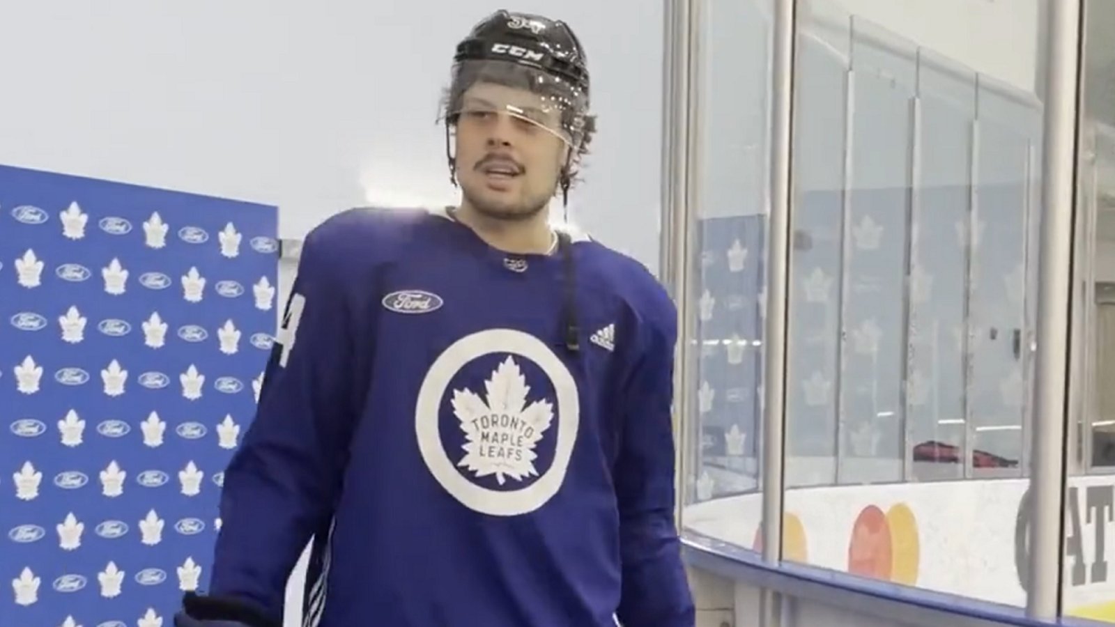 Former NHL player issues unofficial update on Auston Matthews.