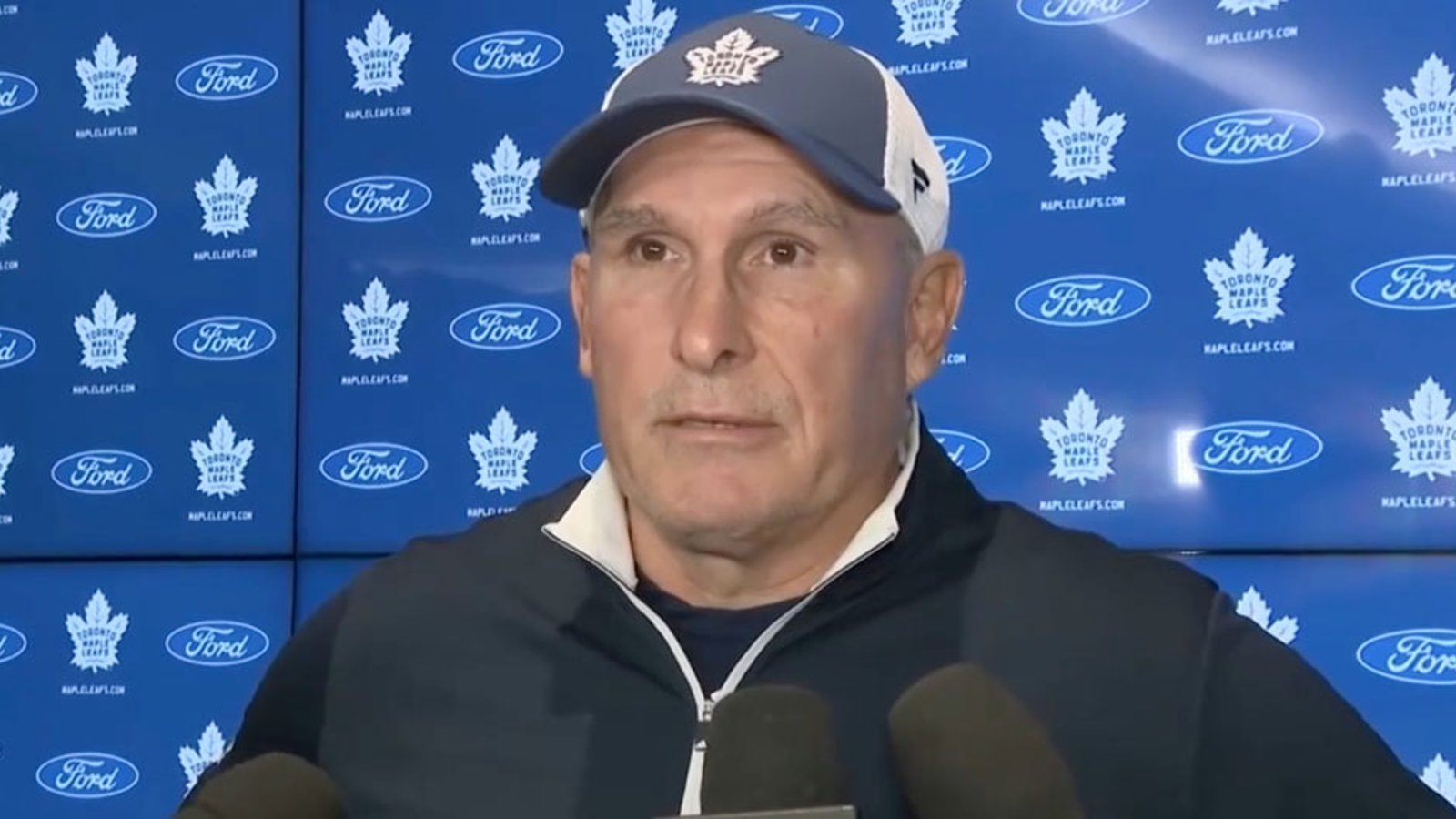 Leafs head coach Craig Berube makes an announcement on Nylander and Domi's status