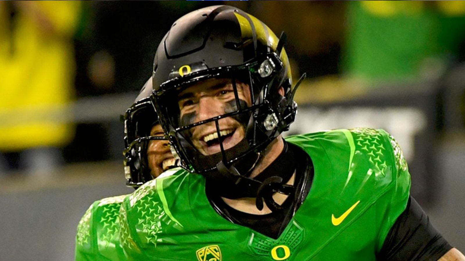 Oregon standout tight end Spencer Webb dies in freak accident 