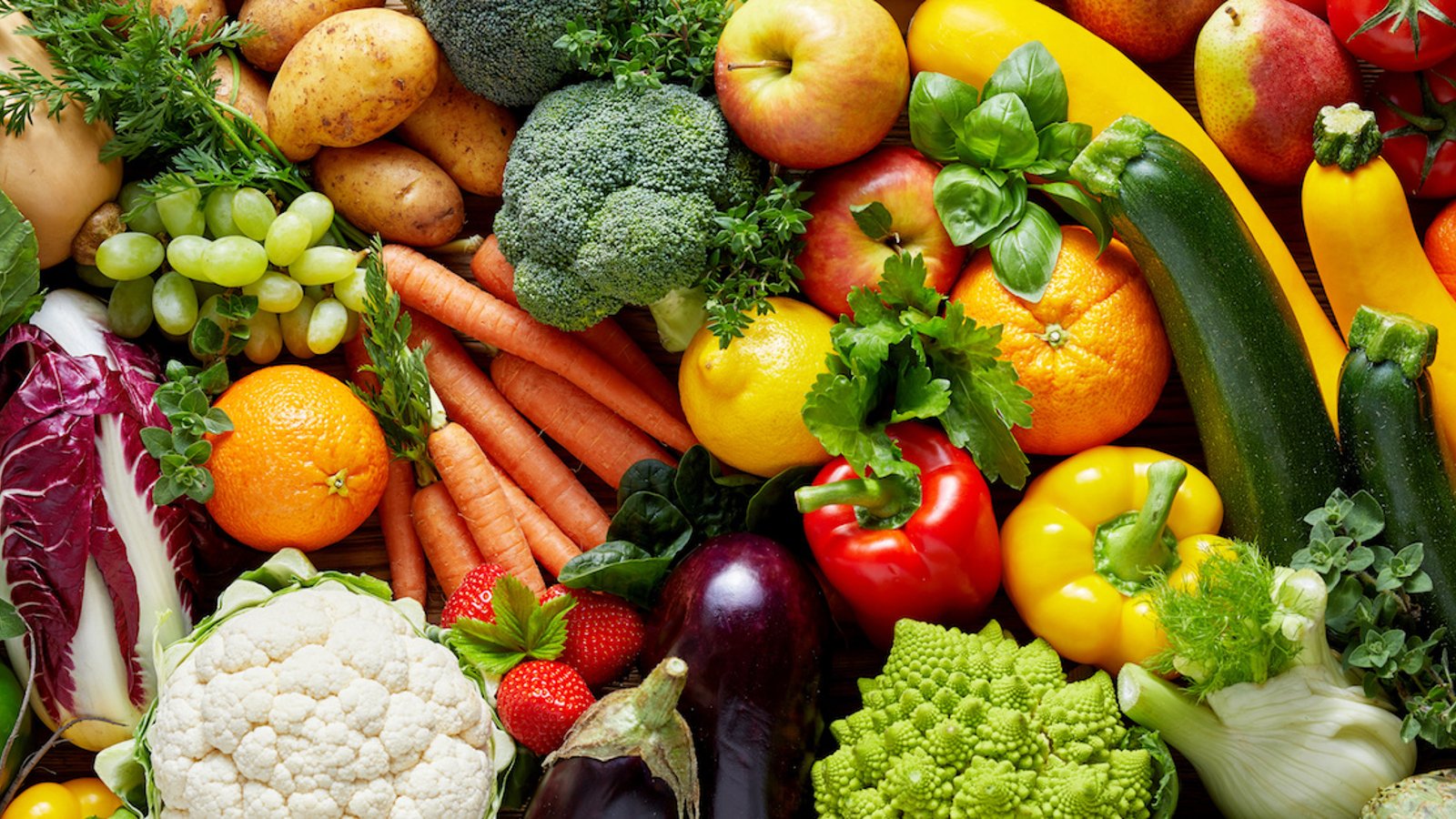 10 trucs pour conserver les fruits et légumes plus longtemps