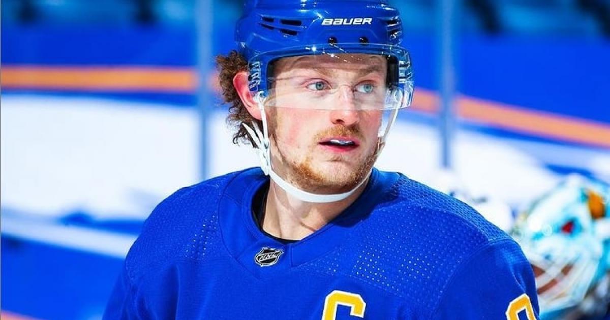 Larry Brooks dévoile l'offre des Rangers de New York pour Jack Eichel ...