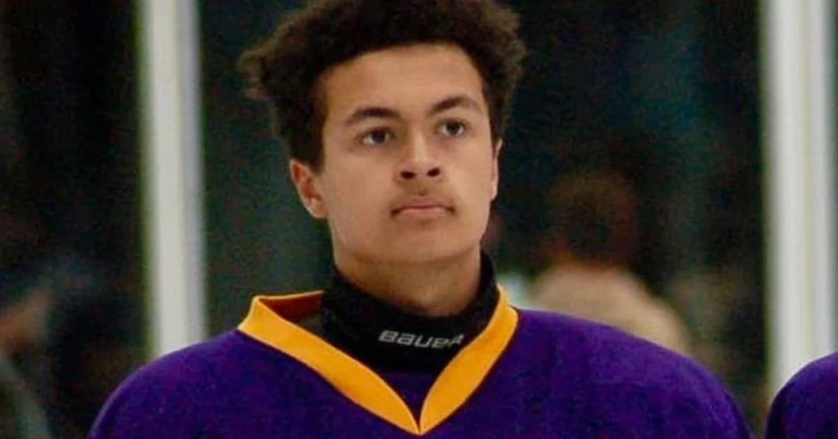 Young hockey player tragically dies during shooting