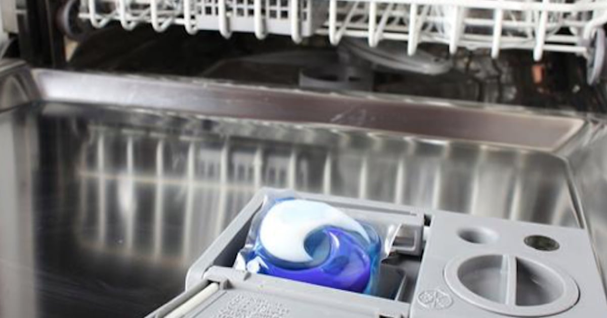 Vous utilisez probablement vos dosettes pour lavevaisselle de la mauvaise façon depuis toujours