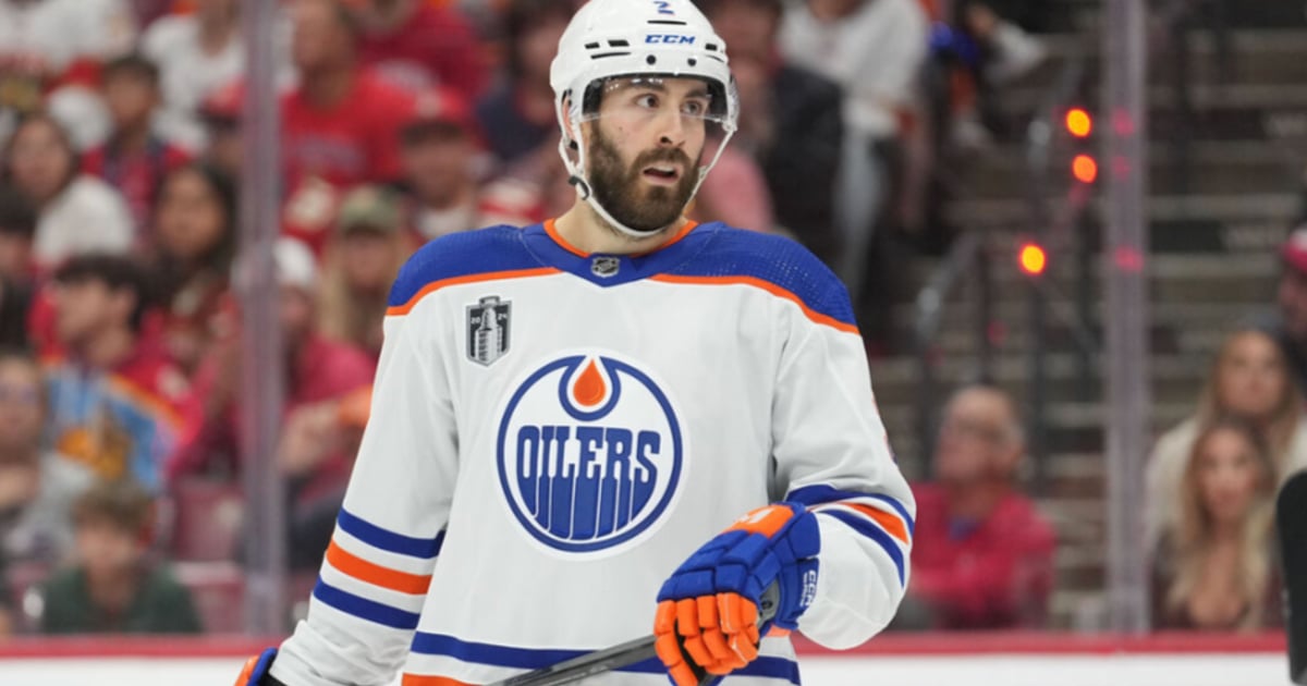 Evan Bouchard officially passes Oilers legend Paul Coffey - HockeyFeed