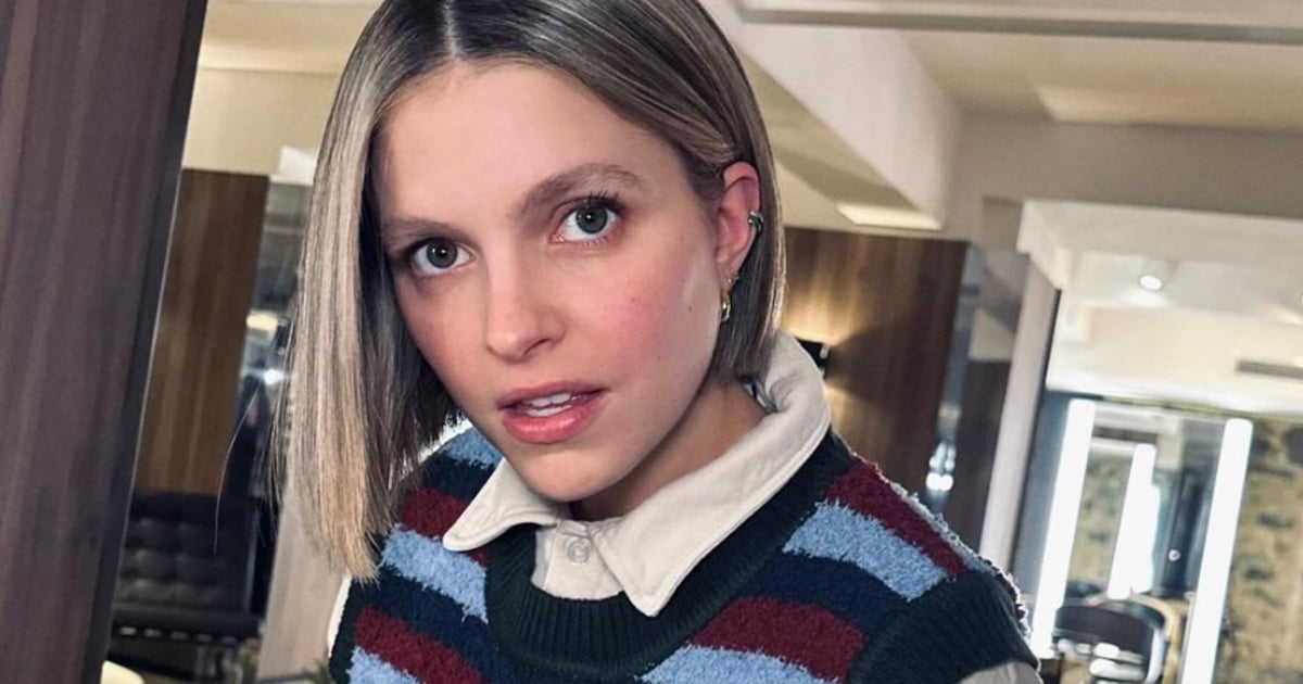 Sarah-Jeanne Labrosse dévoile une rare photo avec sa fille - Monde de Stars