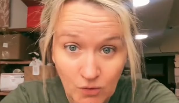 Une femme découvre un homme qui «se cachait depuis des mois» sous son lit.