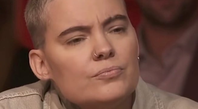 Suite à sa rupture, Roxane Bruneau fait des confidences sur sa vie personnelle et la violence conjugale
