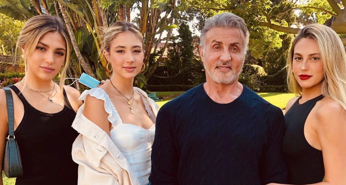 La fille de Sylvester Stallone révèle ce que son père a fait subir à son premier amoureux.
