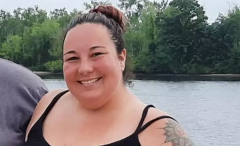 Une femme qui pesait près de 300 livres fait un changement drastique dans sa vie.