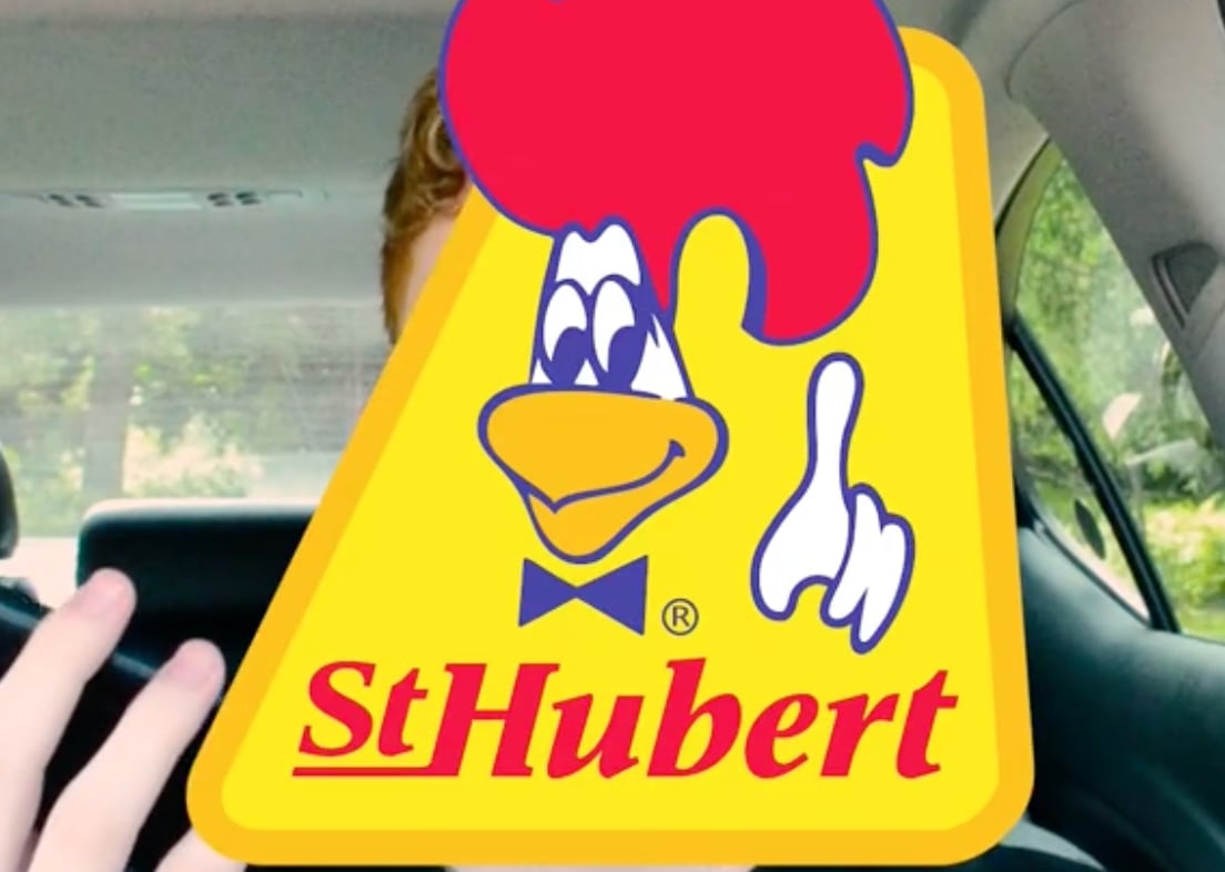 Un Québécois demande à St-Hubert de changer son logo car c'est maintenant un resto de luxe.