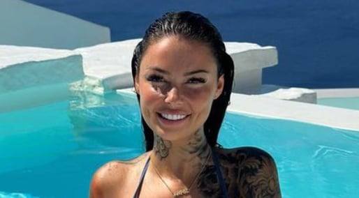 Hélène Boudreau partage les photos de son voyage à 60 000$ mais un détail chicote tous les Québécois 