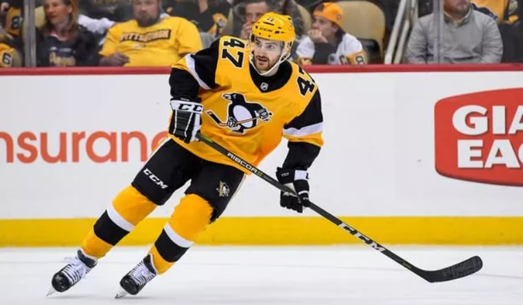 Un ancien joueur des Penguins perd la vie suite à un accident sur la glace