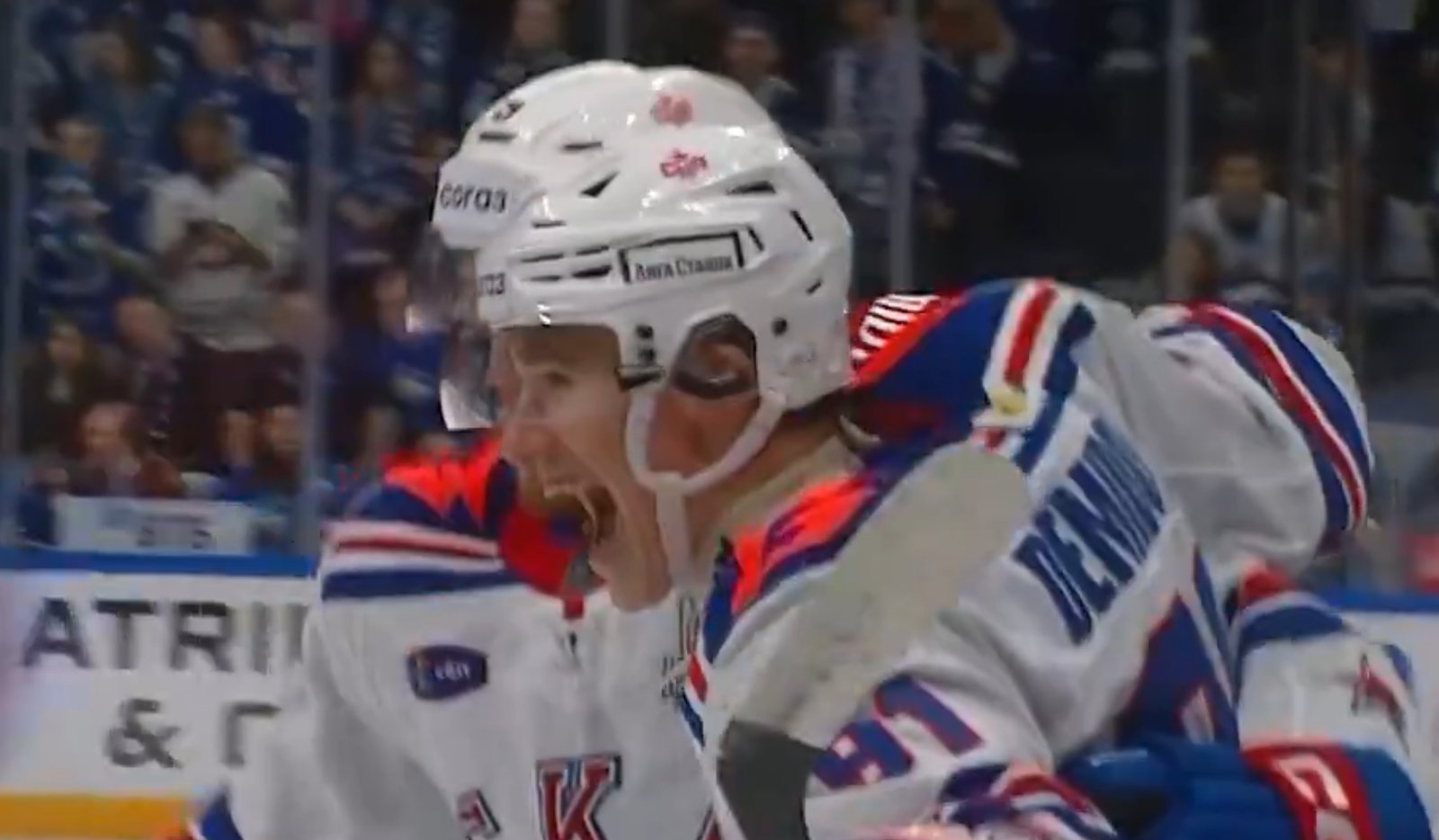 Ivan Demidov passe du 13e attaquant au premier trio et marque après quelques minutes