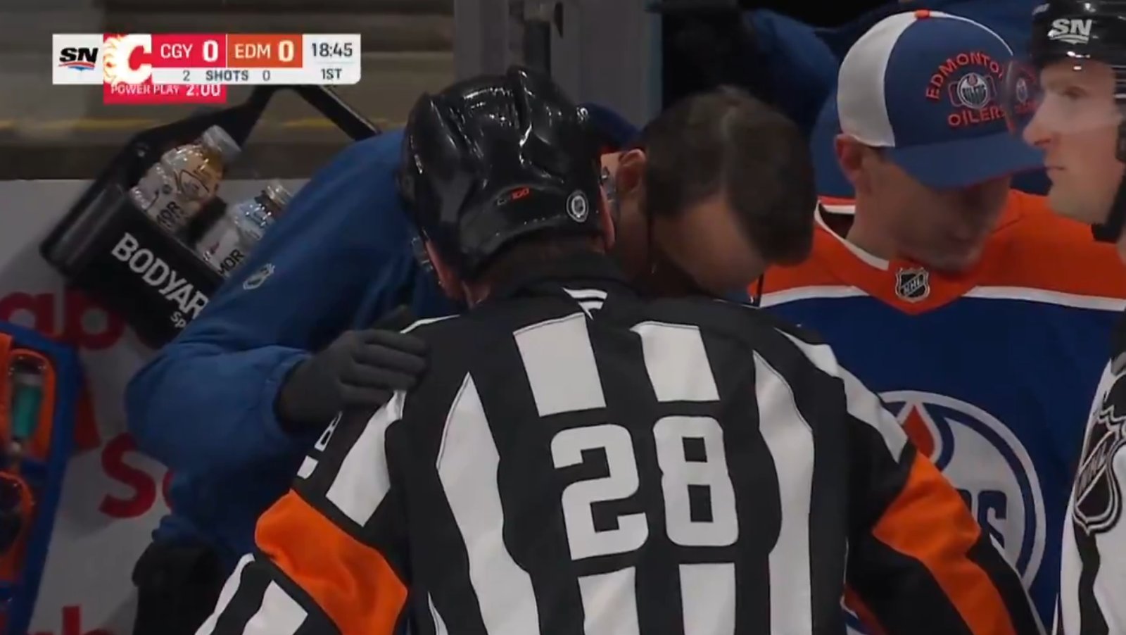 Scène bouleversante à Edmonton : Le match est arrêté en raison d'un partisan en détresse