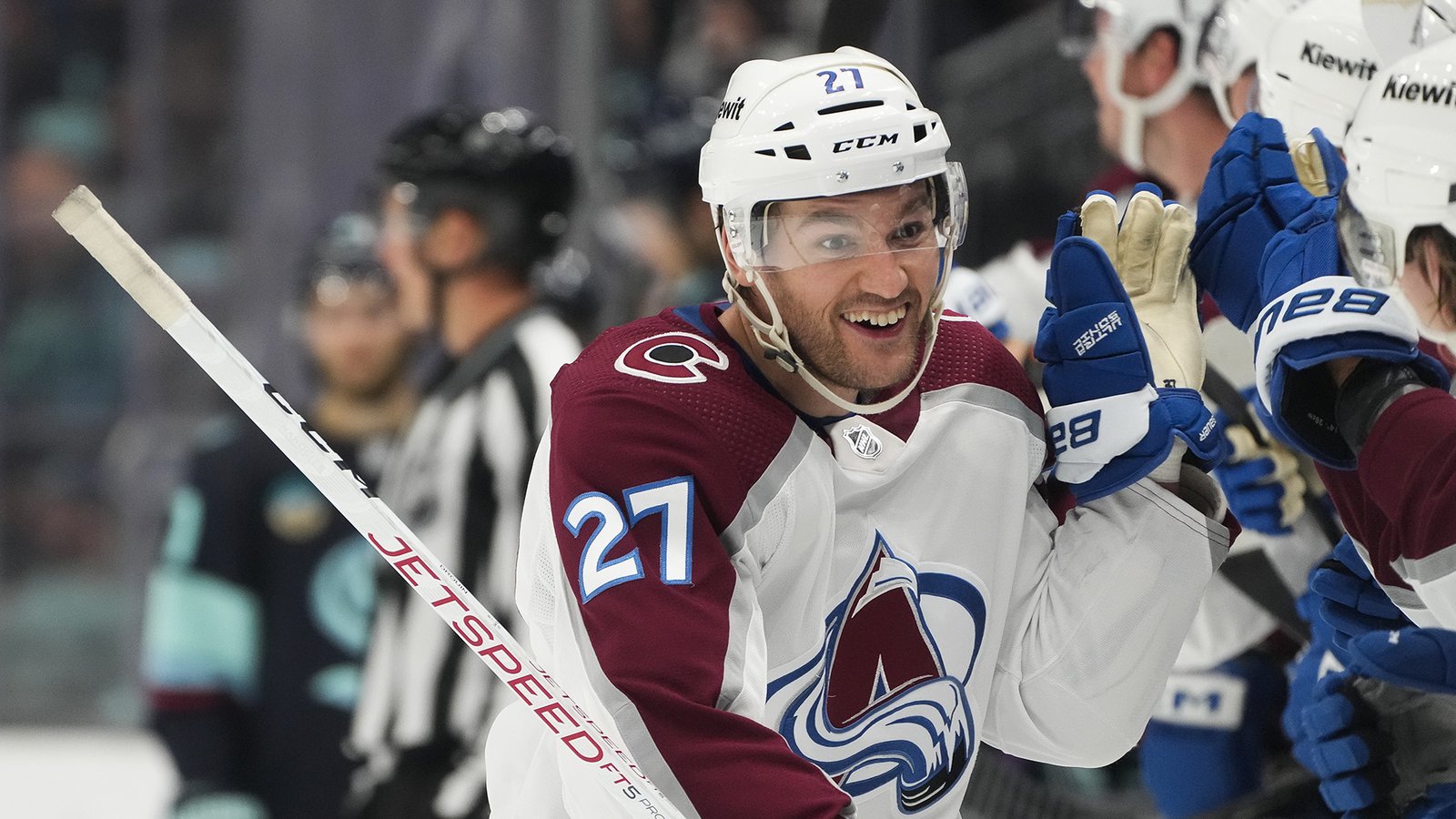 Jonathan Drouin nominé au trophée Bill Masterton