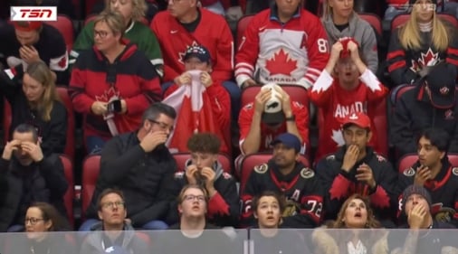 Le Canada s'effondre en quart de finale devant la Tchéquie