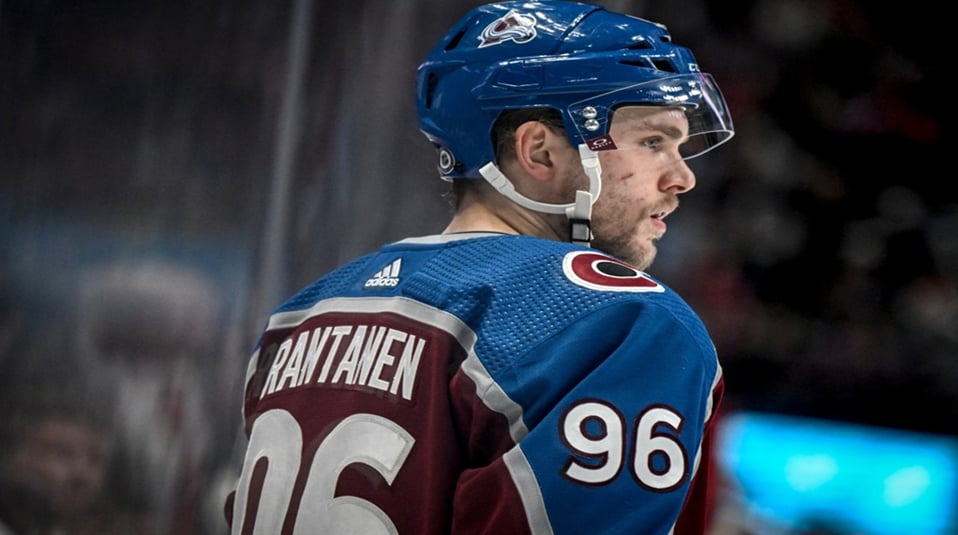 Mikko Rantanen est le cinquième joueur de 50 buts à être échangé dans les 20 dernières années