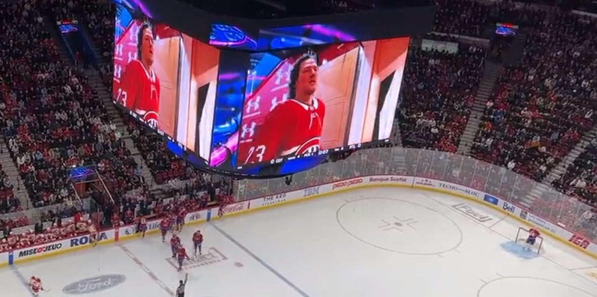 Le Canadien rend un hommage touchant à Tyler Toffoli et il reçoit une superbe ovation 