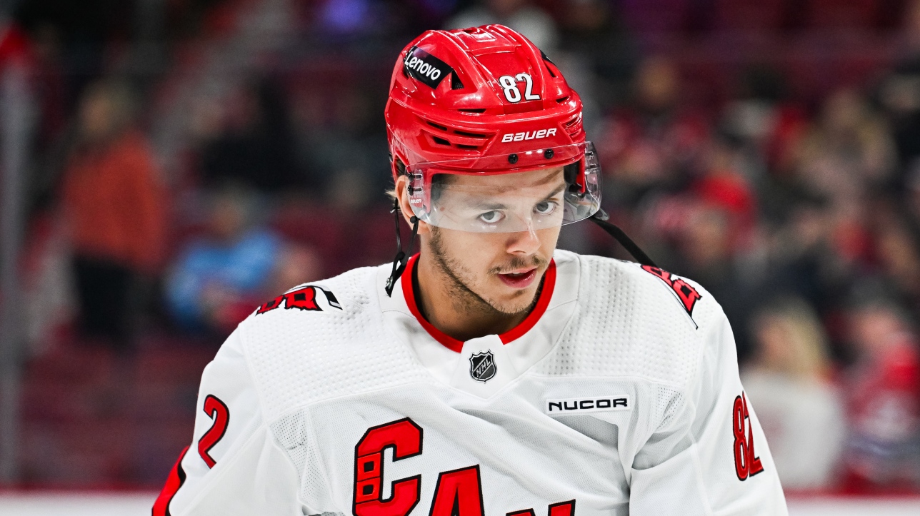 Jesperi Kotkaniemi fait son mea-culpa à la suite de l'élimination des Hurricanes