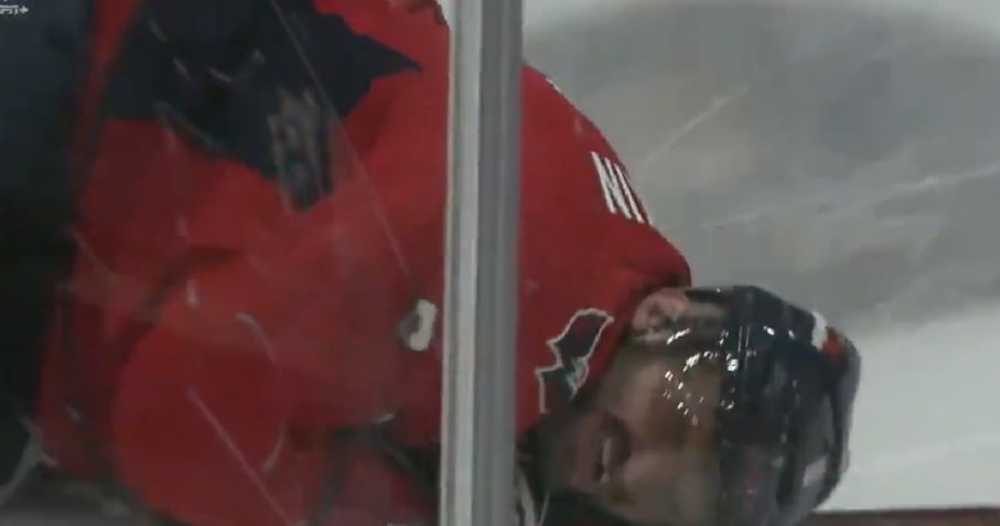 VIDEO | Alex Ovechkin blessé sérieusement dans le match de ce soir contre Toronto