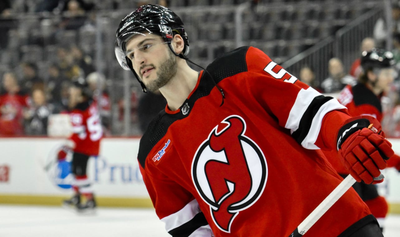 Les Devils placent un vétéran défenseur droitier au ballotage