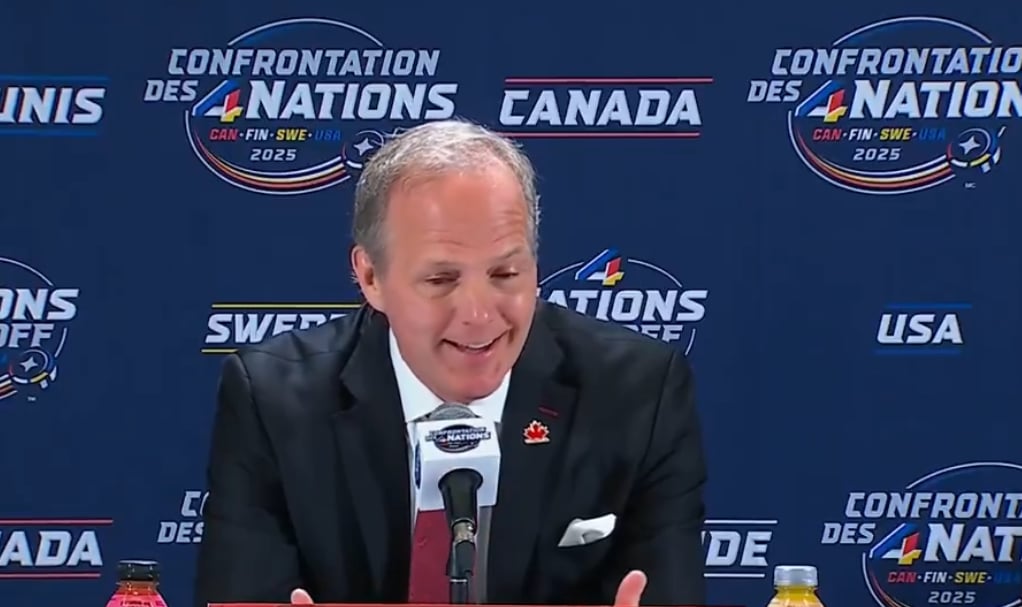 Jon Cooper lance des fleurs à Montréal et aux partisans 