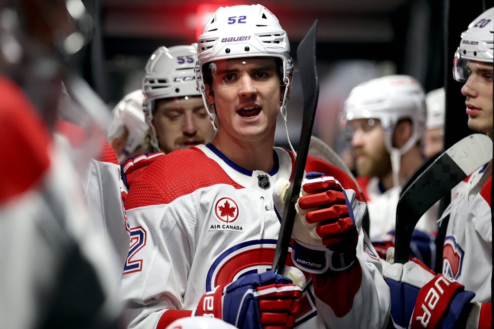 Justin Barron était en voiture avec trois joueurs du CH lorsqu'il a appris qu'il était échangé