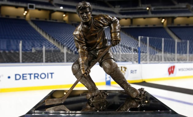 La NCAA dévoile le récipiendaire du trophée Hobey Baker