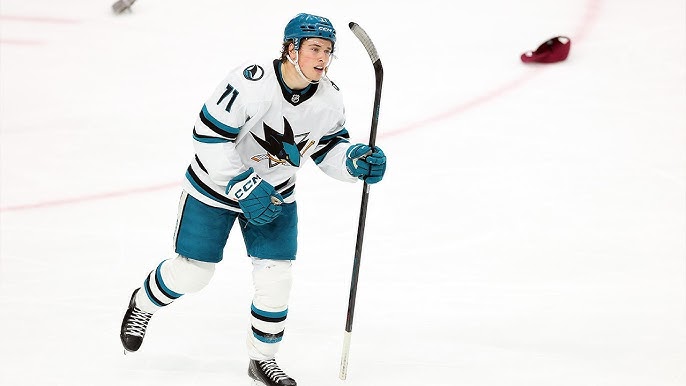 Macklin Celebrini est revenu dans la course au Calder avec un match de 5 points