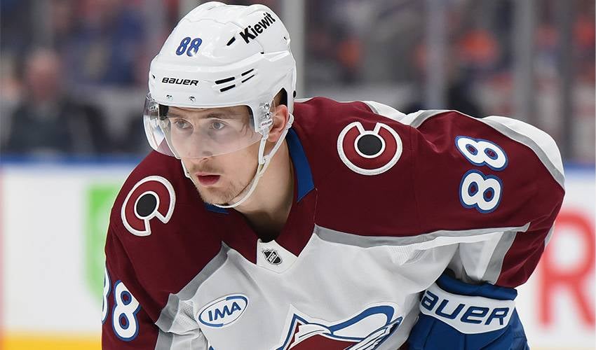 RUMEUR: Martin Necas ne serait pas certain de vouloir signer une nouvelle entente au Colorado