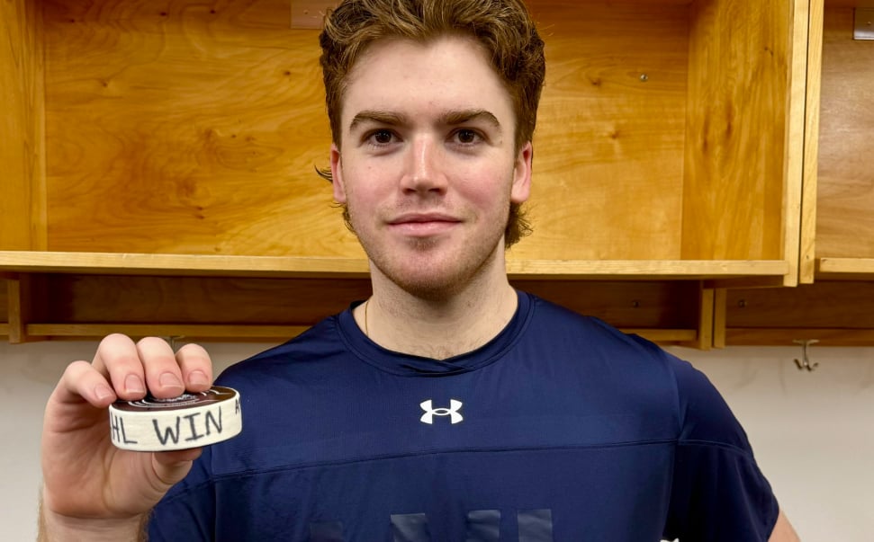 Jacob Fowler étincelant à son premier match avec le Rocket