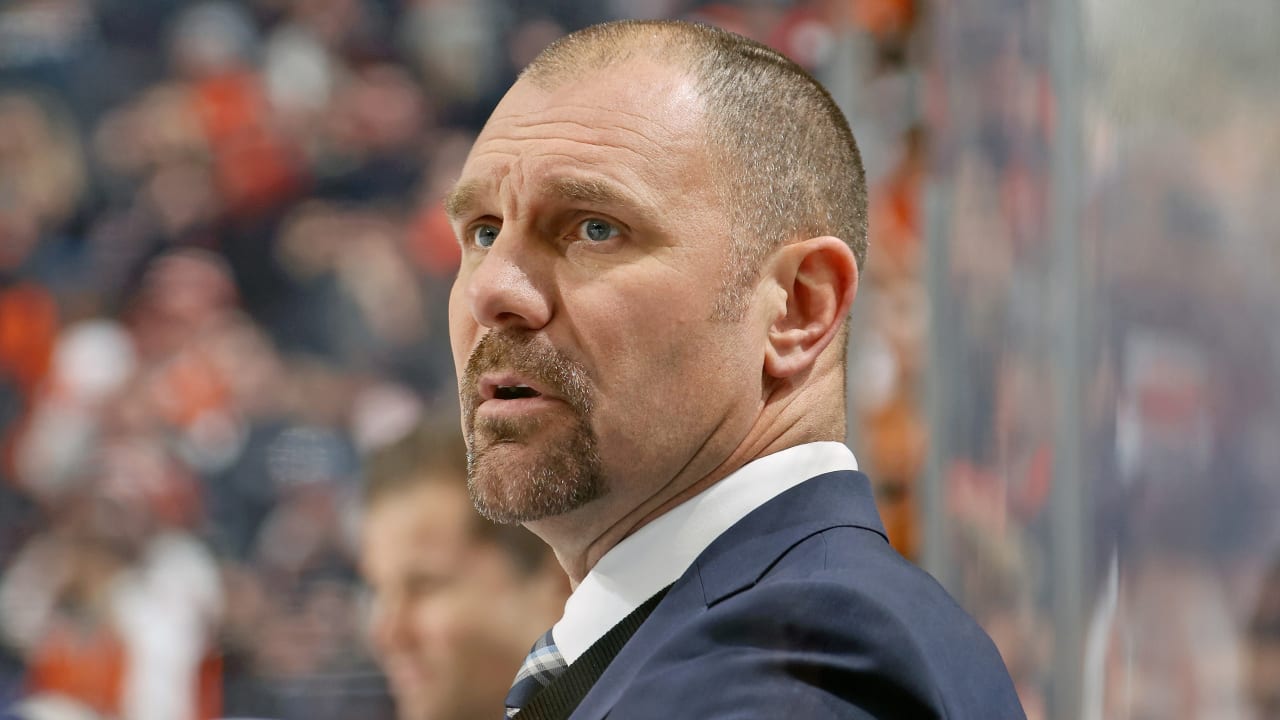Brad Larsen doit quitter d'urgence les Flames