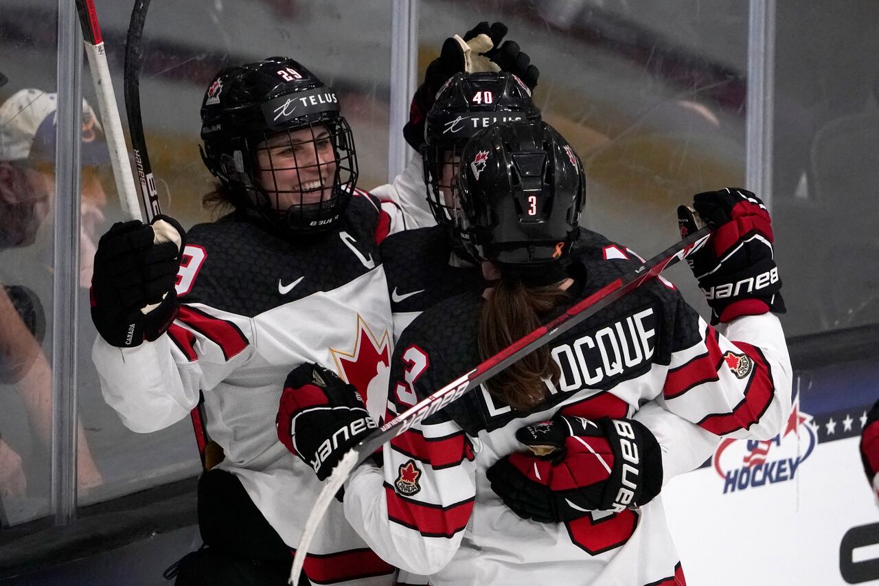 Les Canadiennes demeurent parfaites contre les pauvres Japonaises