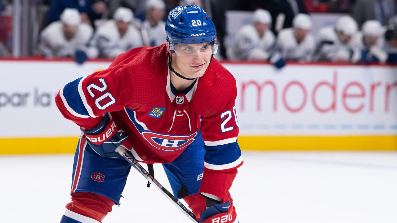 Craig Button accuse le Canadien de mal gérer Juraj Slafkovsky