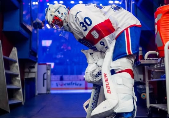 Kent Hughes risque de couper les ponts avec Cayden Primeau cet été