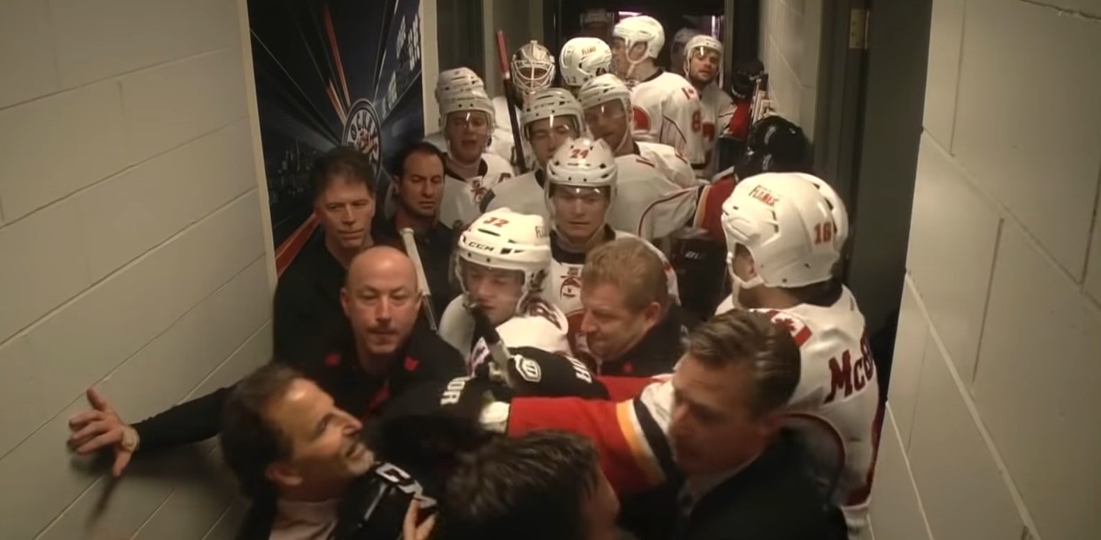 Brian Burke révèle pourquoi John Tortorella avait pris d'assaut le vestiaire des Flames