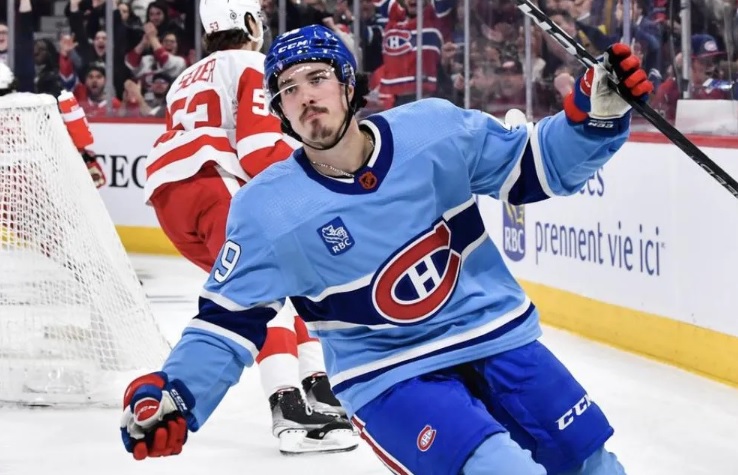 Maxim Lapierre lance le compliment ultime à Rafaël Harvey-Pinard!