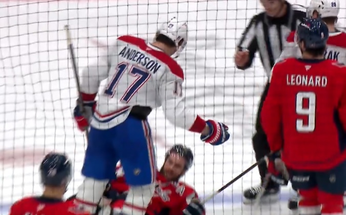 Josh Anderson intimide Tom Wilson devant ses partisans