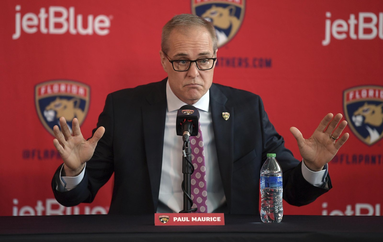 Paul Maurice offre des nouvelles sur la blessure à Aleksander Barkov